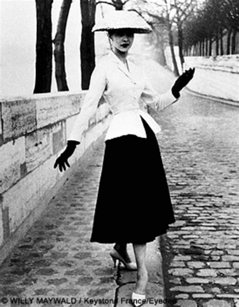 robe en cap pour femme de dior|DIOR.